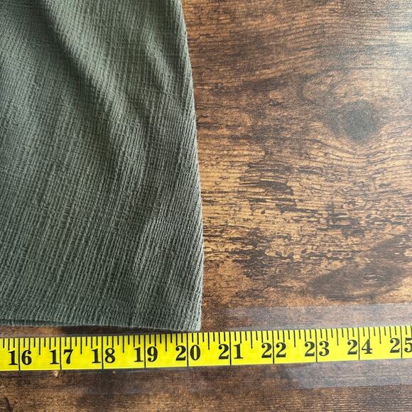 J Crew Textured VNeck Top Medium Green Cropped Boxy Front Tie Preppy Beachy - Picture 6 of 9